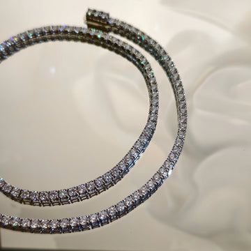 Moissanite umesto dijamanta jer sija vise i lepse