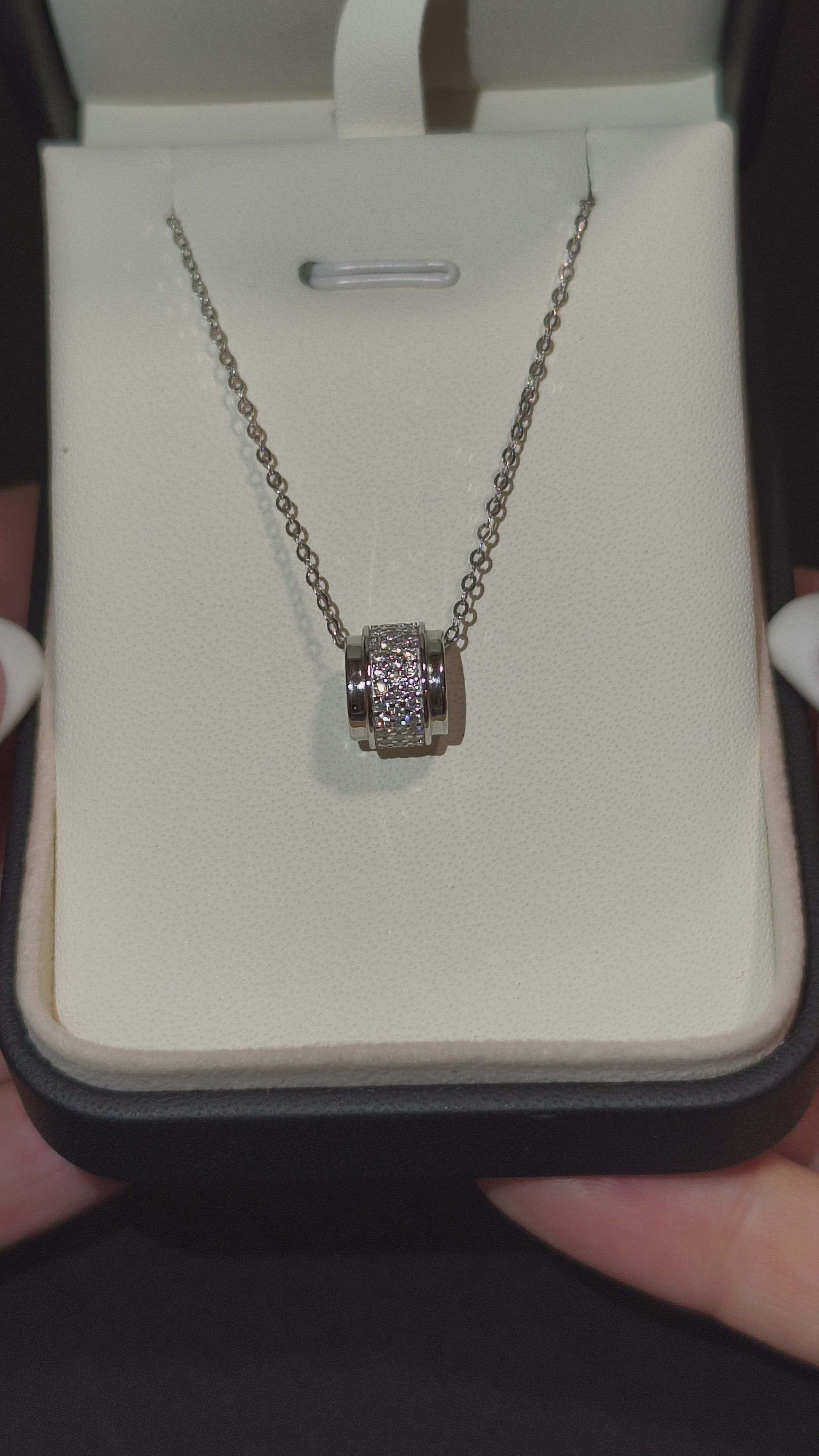 Lumière | Roulette de Luxe | Ogrlica | 69 Moissanite