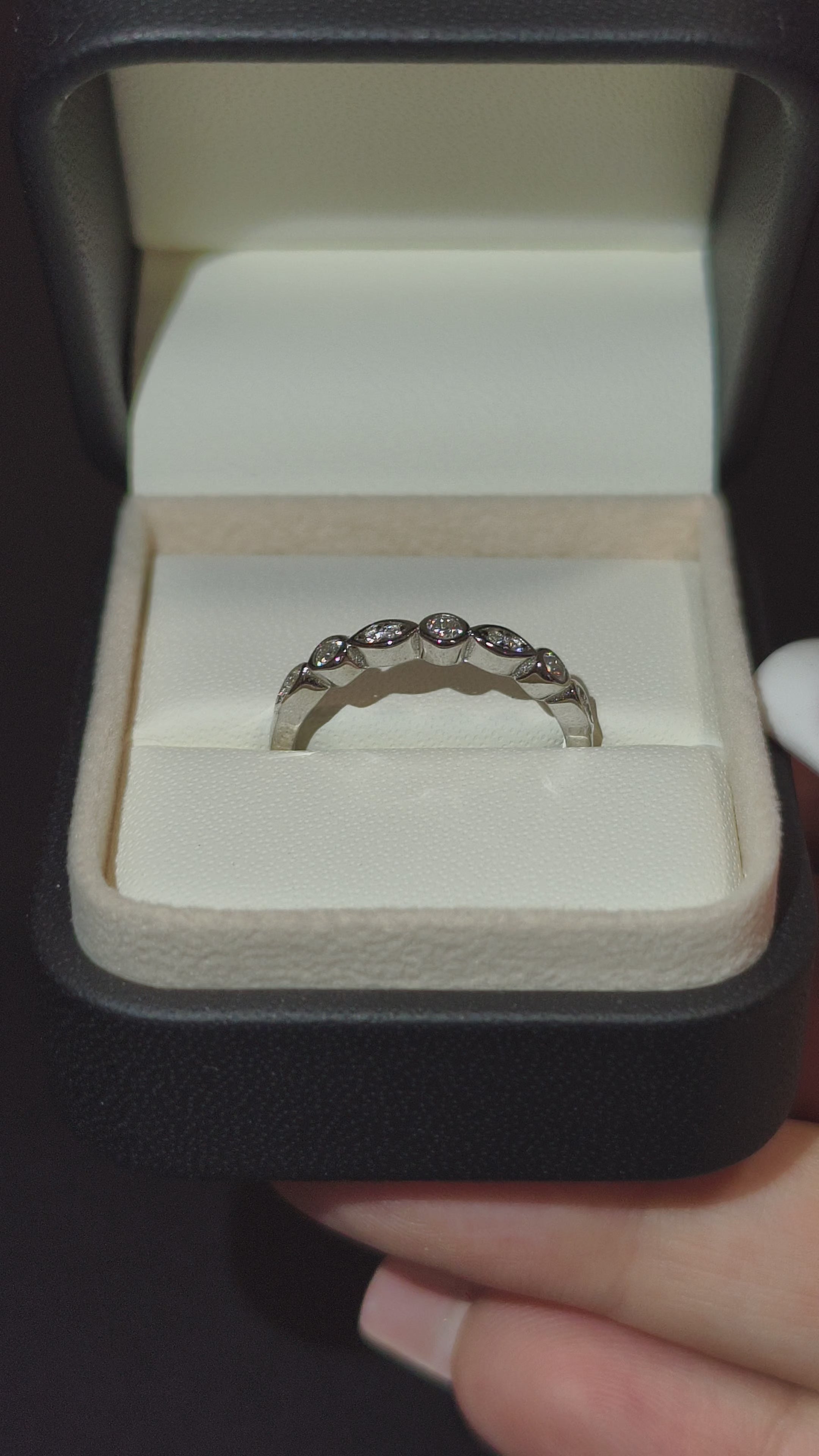 Lumière | Diamond Veil | Prsten | 11 Moissanit