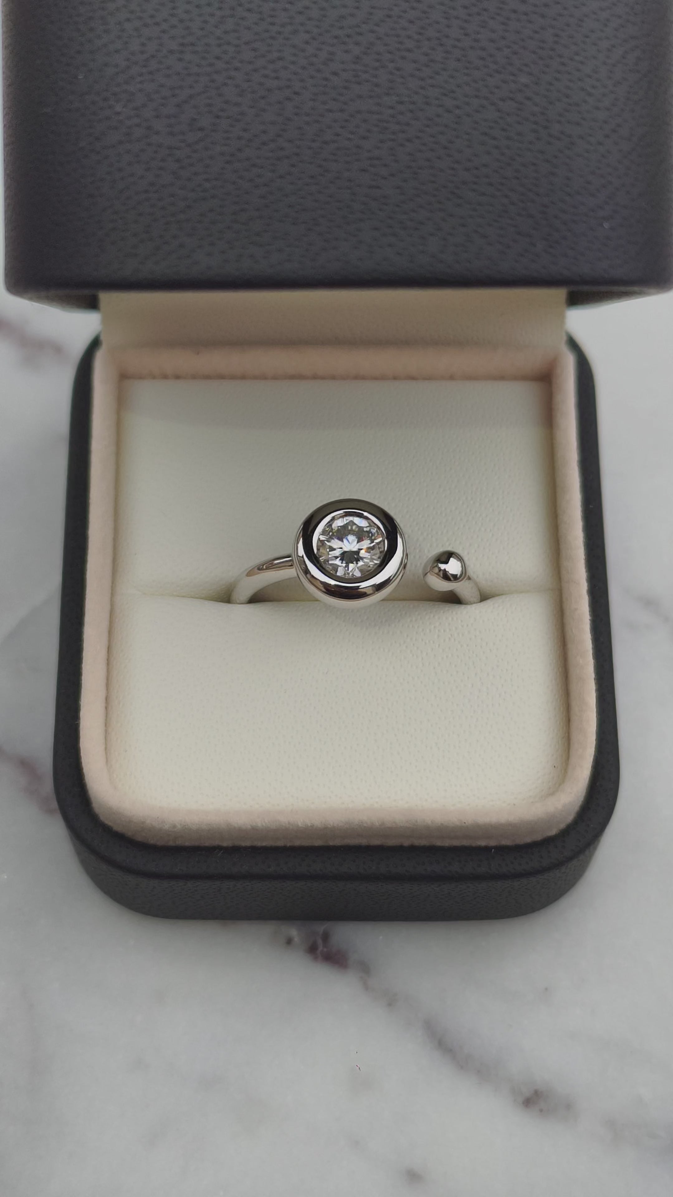 Opium Dream Lumière | Moissanite Prsten | 1 ct