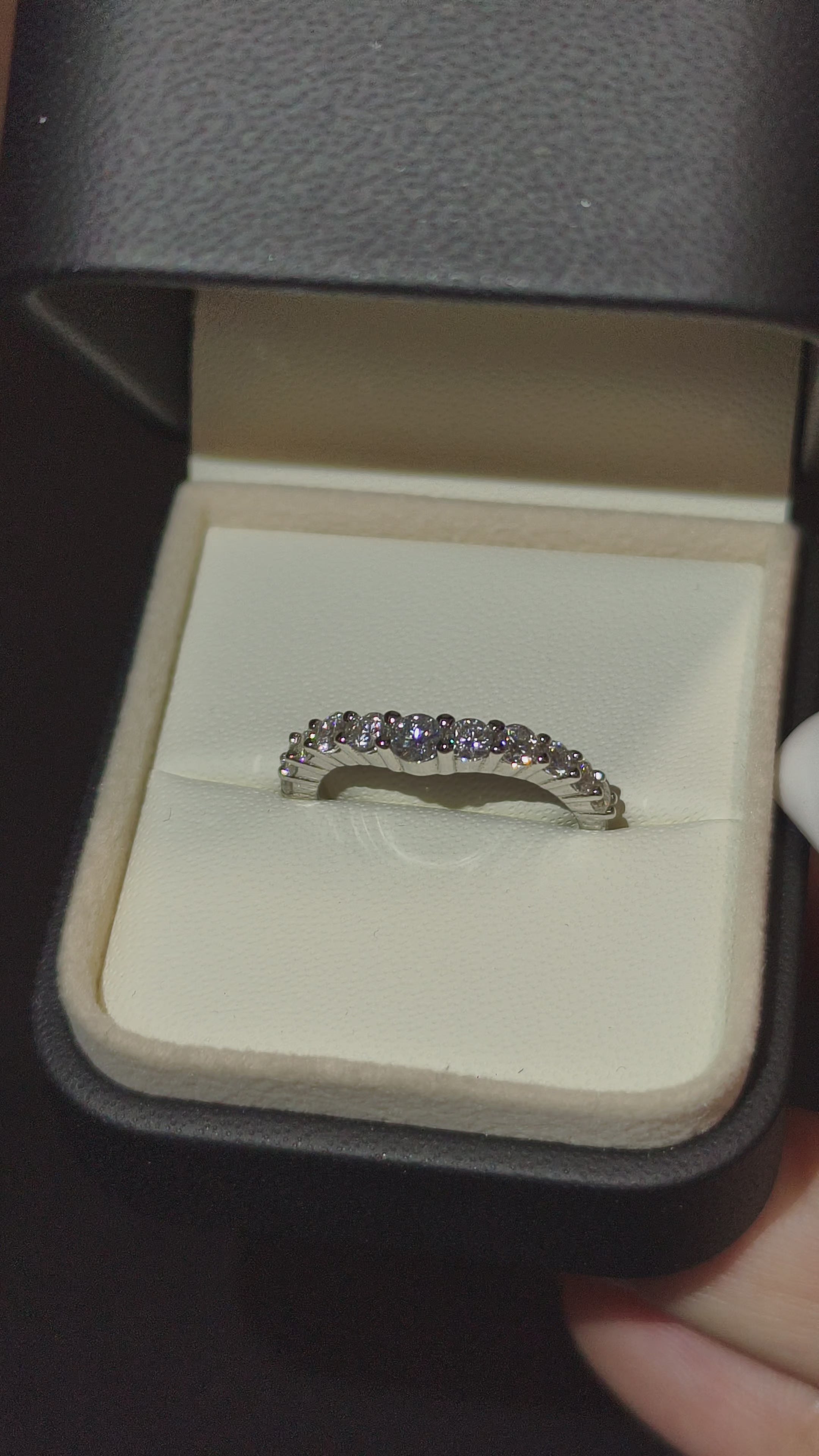 Lumière | Lunaria | Prsten | 11 Moissanite