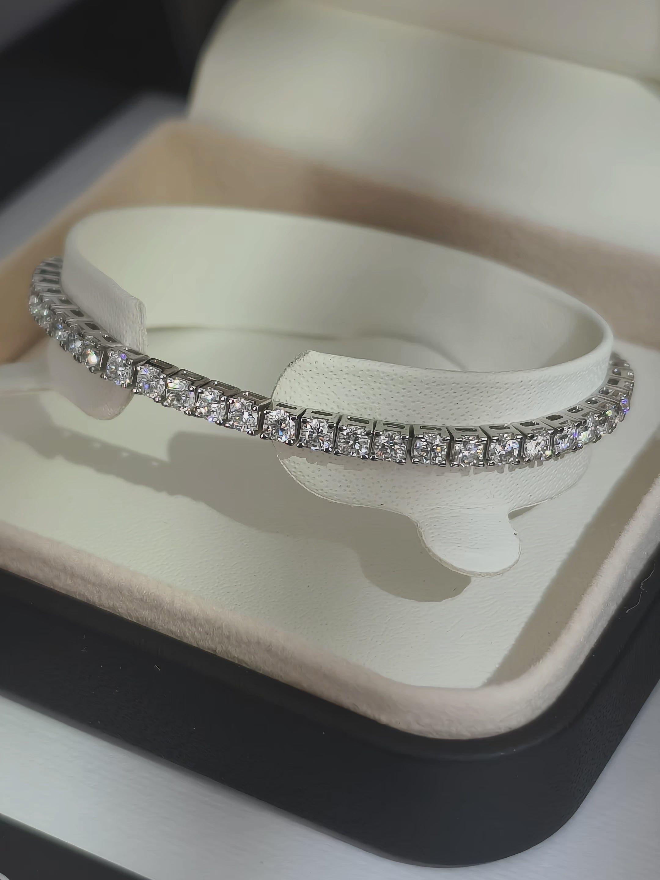 La Séductrice Noir | Moissanite Tennis Narukvica | 53 Moissanite