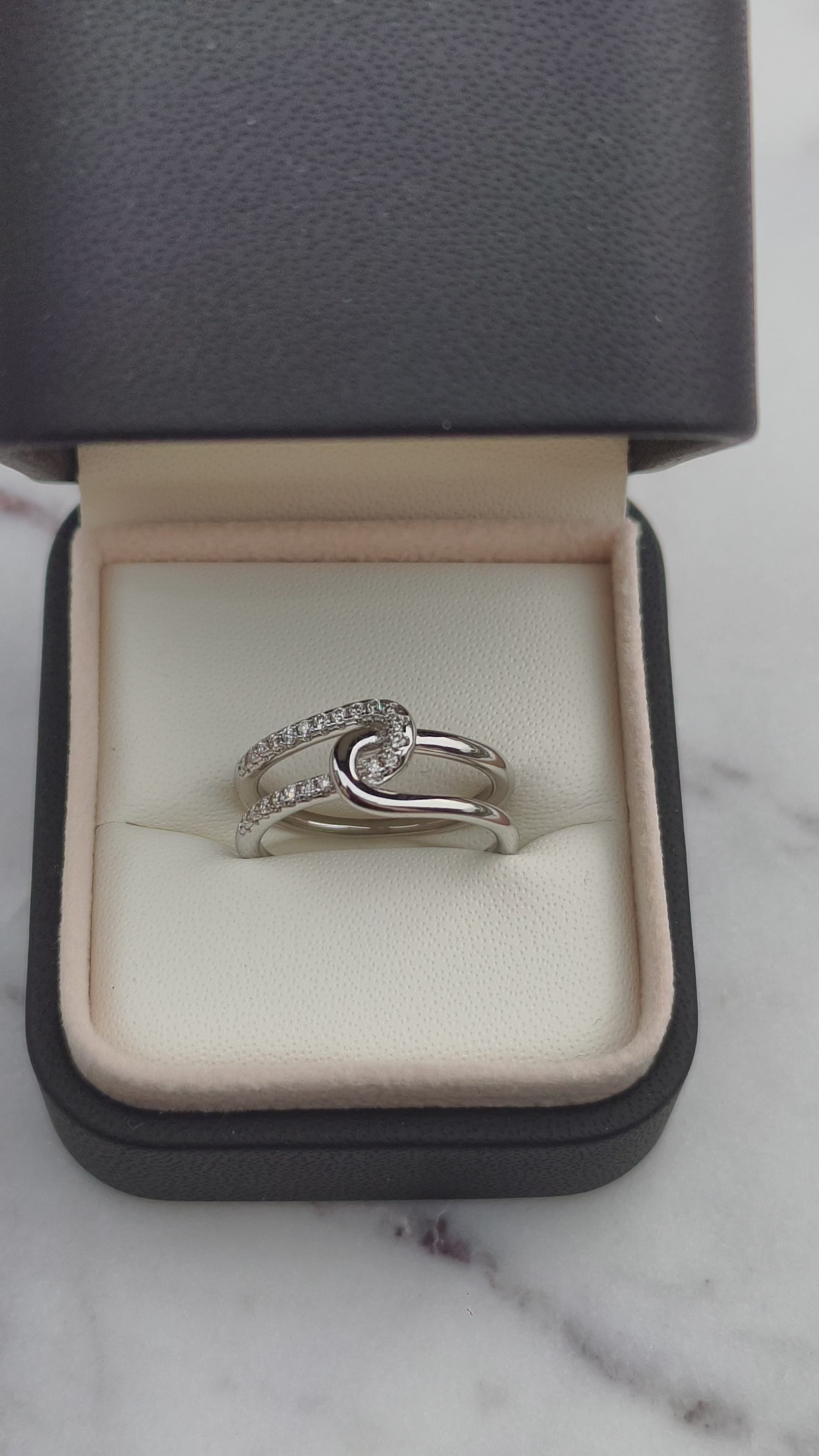 Couture Crime Noir | Moissanite prsten | 22 Moissanite