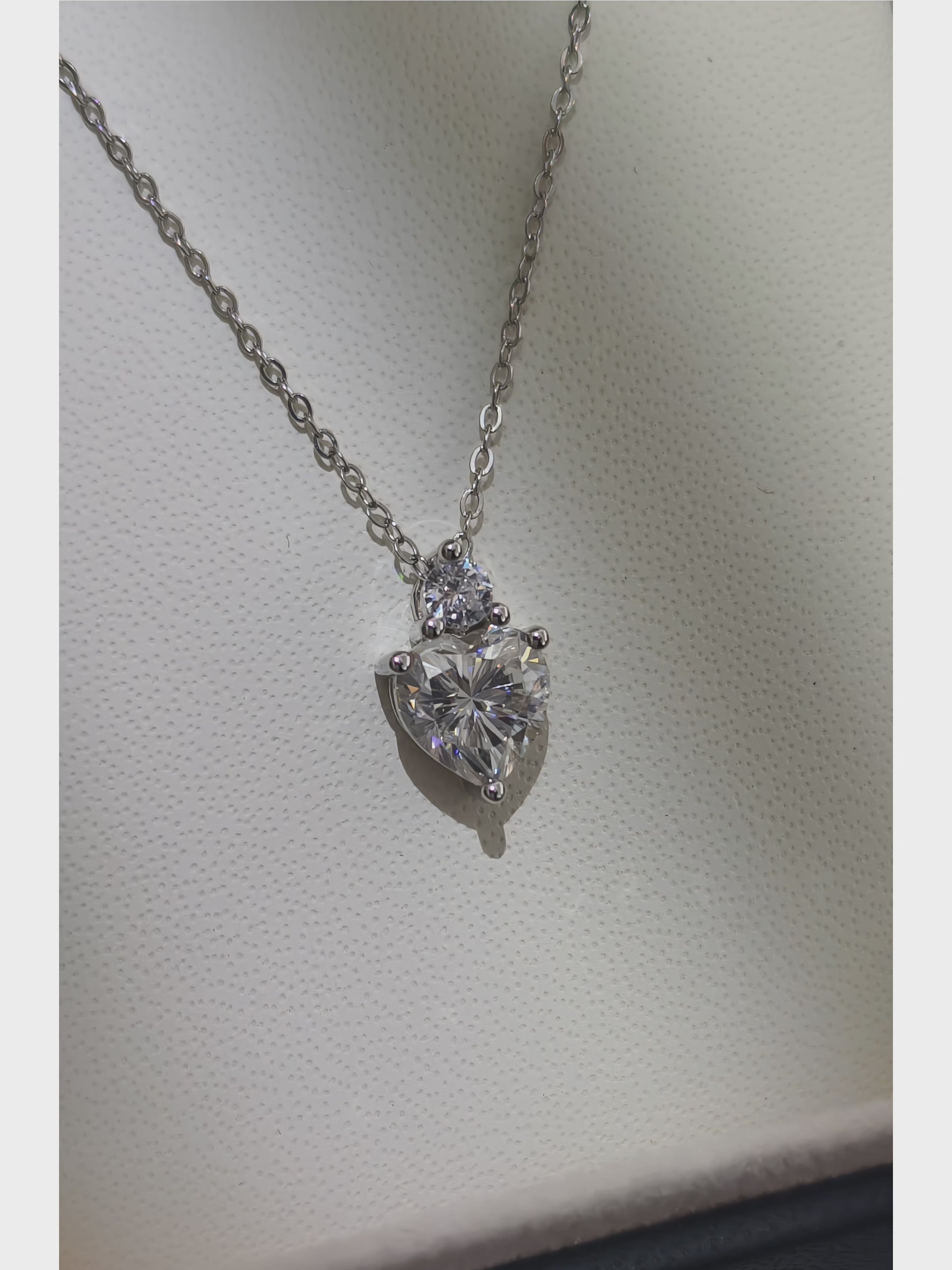 Lumière Heartbeat | Moissanite ogrlica | 2ct