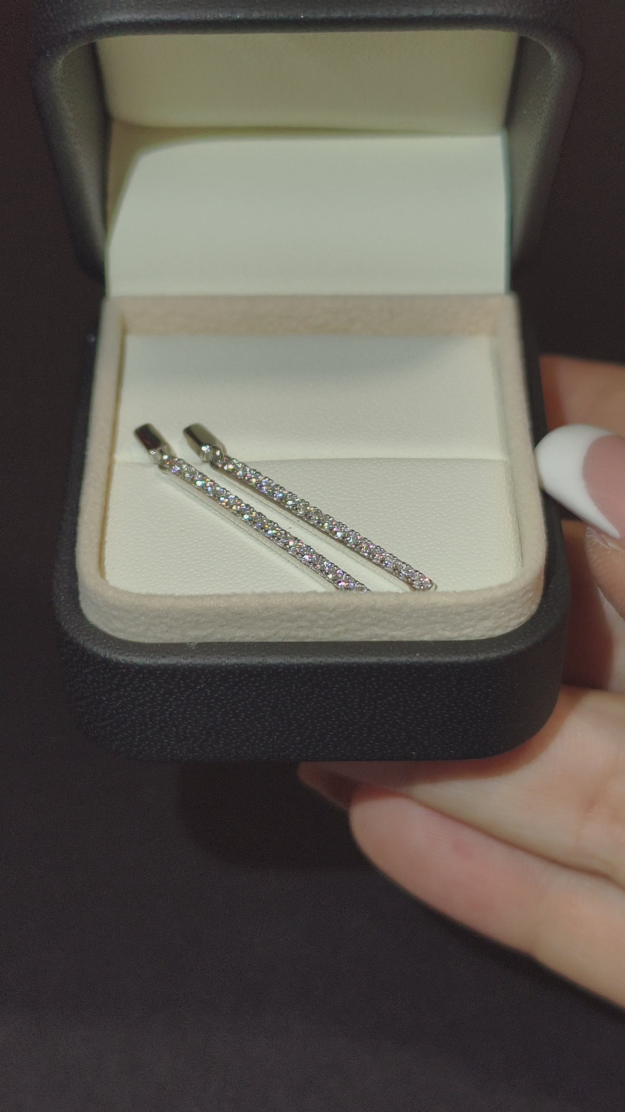 Lumière | The Audacity | Mindjuše | 32 Moissanite